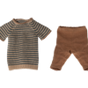 Hose und Strickpullover, Grösse 4